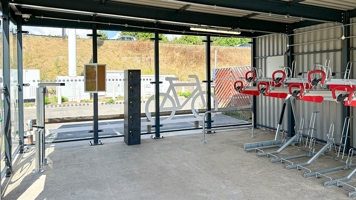 xl repair stands lcokers easylift two tier cycle racks